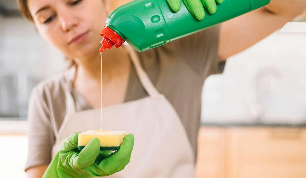 Natural vs. Chemical Cleaning Products: Which is Better for Your Health?